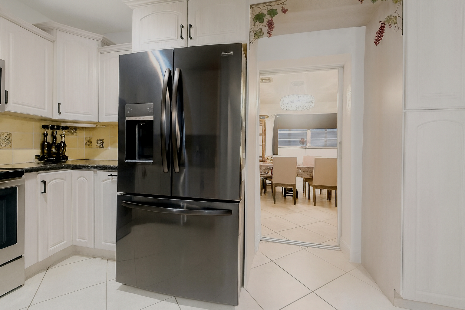 Kitchen cooking zone with storage